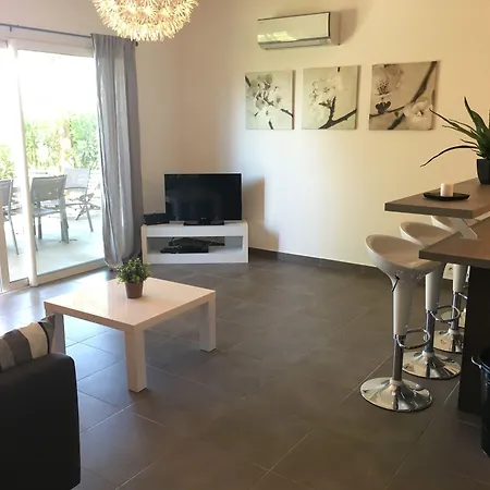 Hotel apartamentowy Pierre & Premium Les De Porto-vecchio Porto-Vecchio (Corsica)