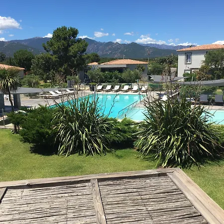 Hotel apartamentowy Pierre & Premium Les De Porto-vecchio 4*