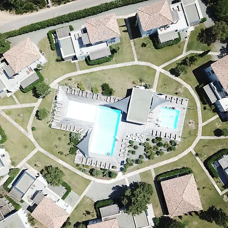Hotel apartamentowy Pierre & Premium Les De Porto-vecchio Porto-Vecchio (Corsica)