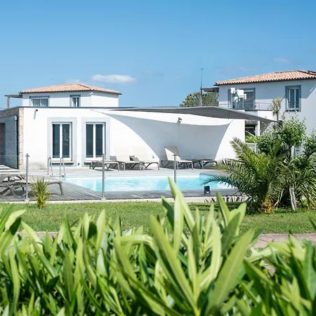 Pierre & Premium Les De Porto-vecchio 4*