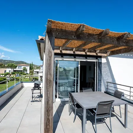 Hotel apartamentowy Pierre & Premium Les De Porto-vecchio 4*