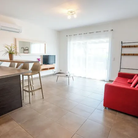 Pierre & Premium Les De Porto-vecchio 4*