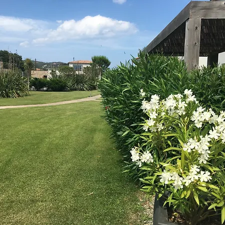 Hotel apartamentowy Pierre & Premium Les De Porto-vecchio
