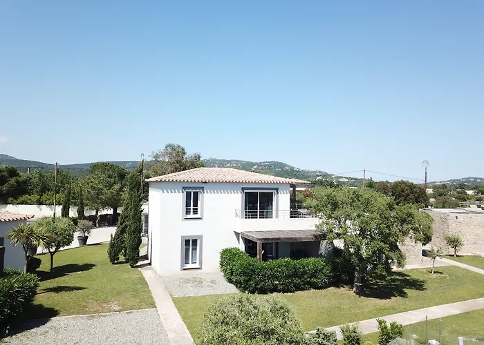 Pierre & Premium Les De Porto-vecchio Апарт-отель 4*